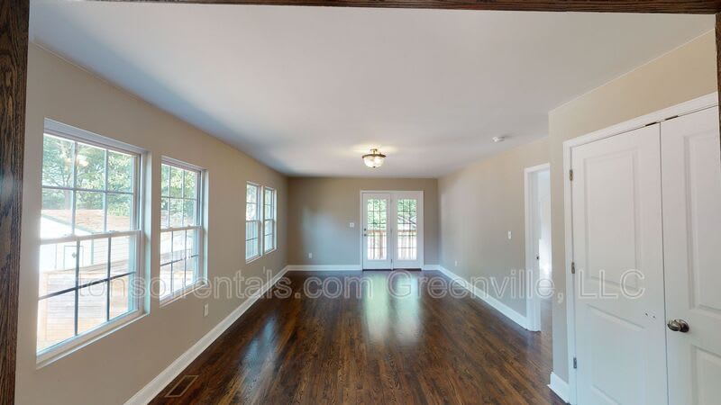 217 Brockman Avenue – photo 4