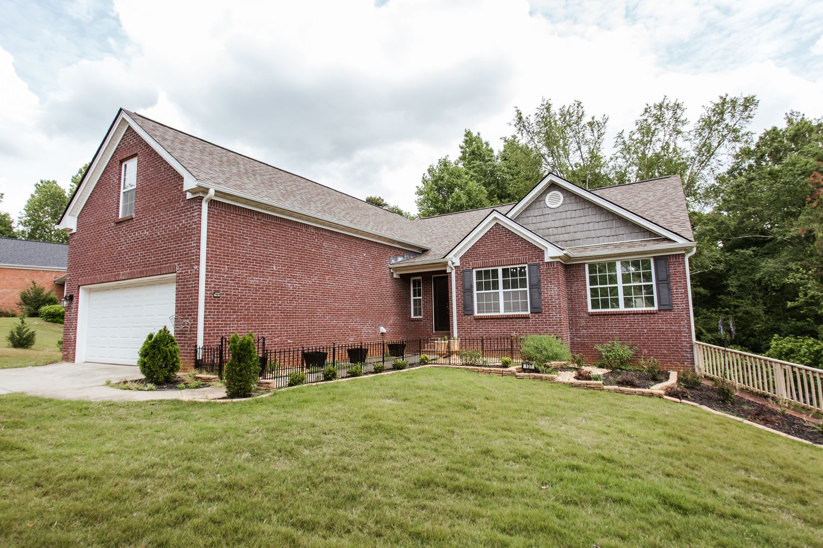 137 Bristol Woods Drive – photo 2