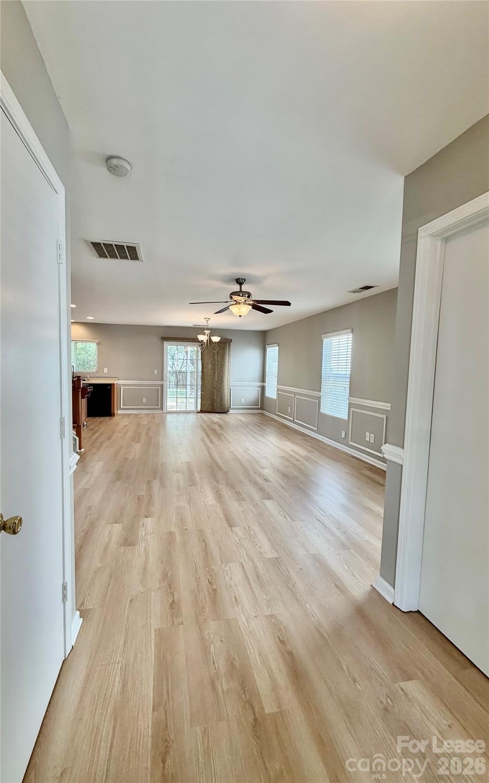551 Tribune Drive – photo 3