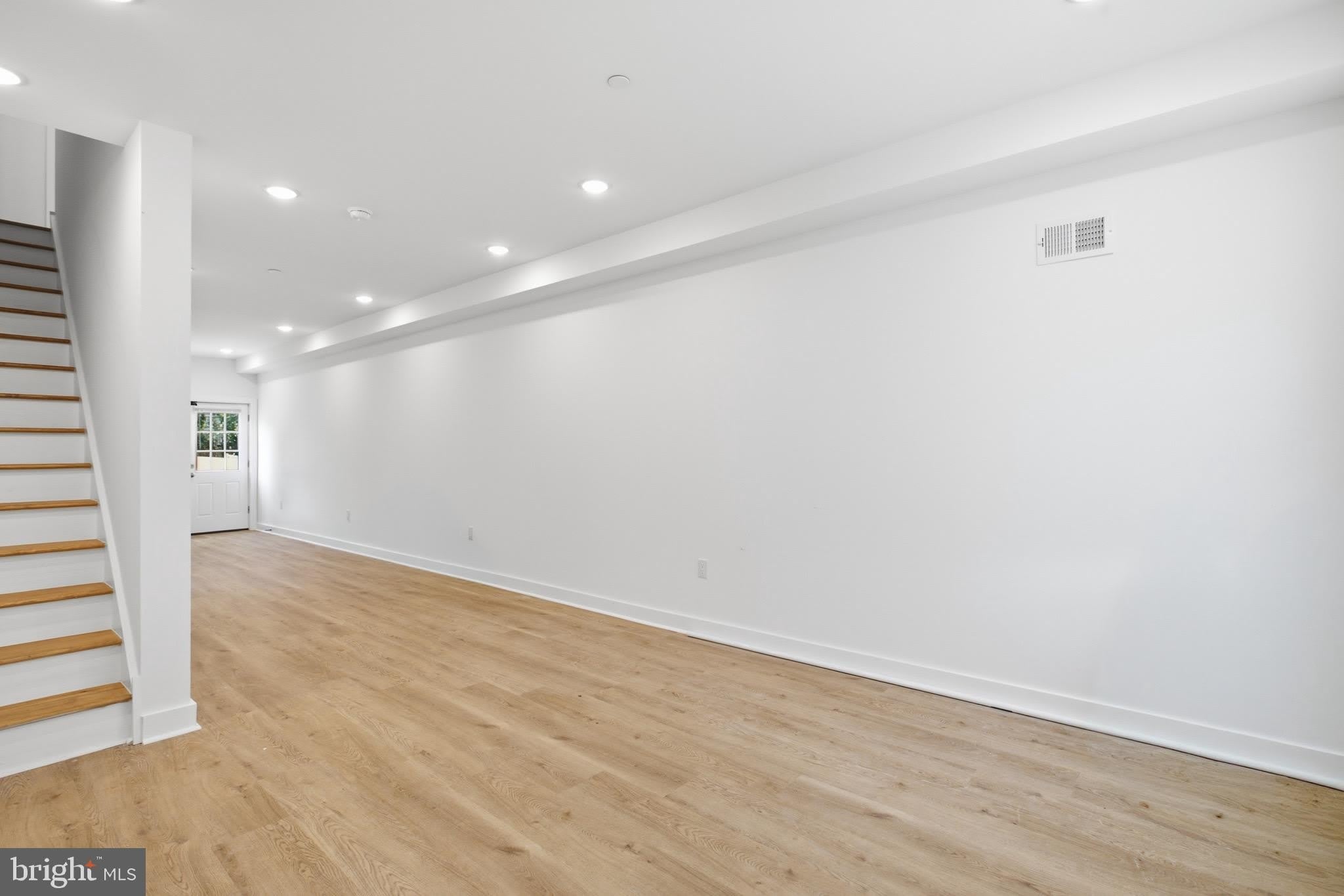 1020 W ARIZONA Street – photo 3