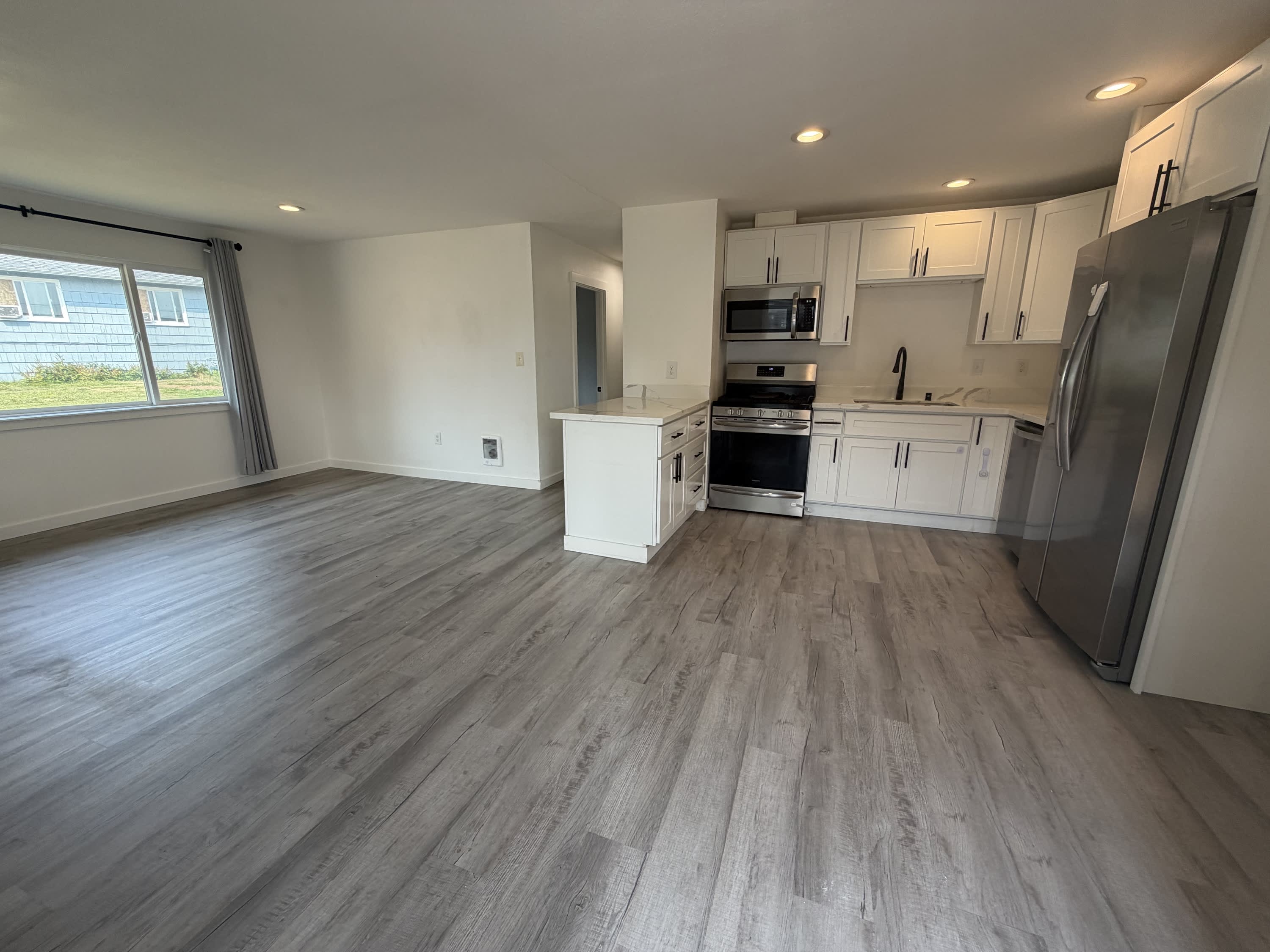 316 Willow St. – photo 2