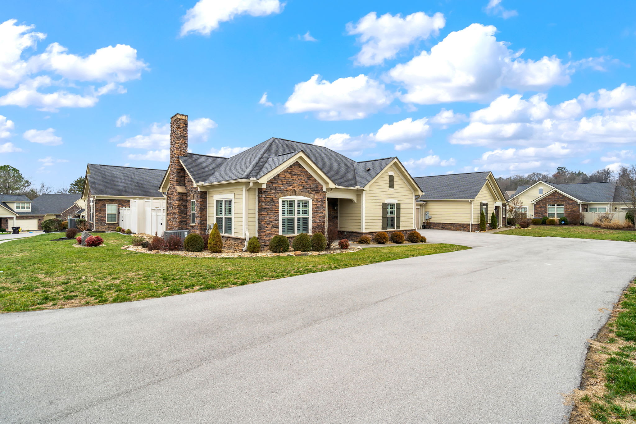4935 Willow Bluff Circle – photo 4