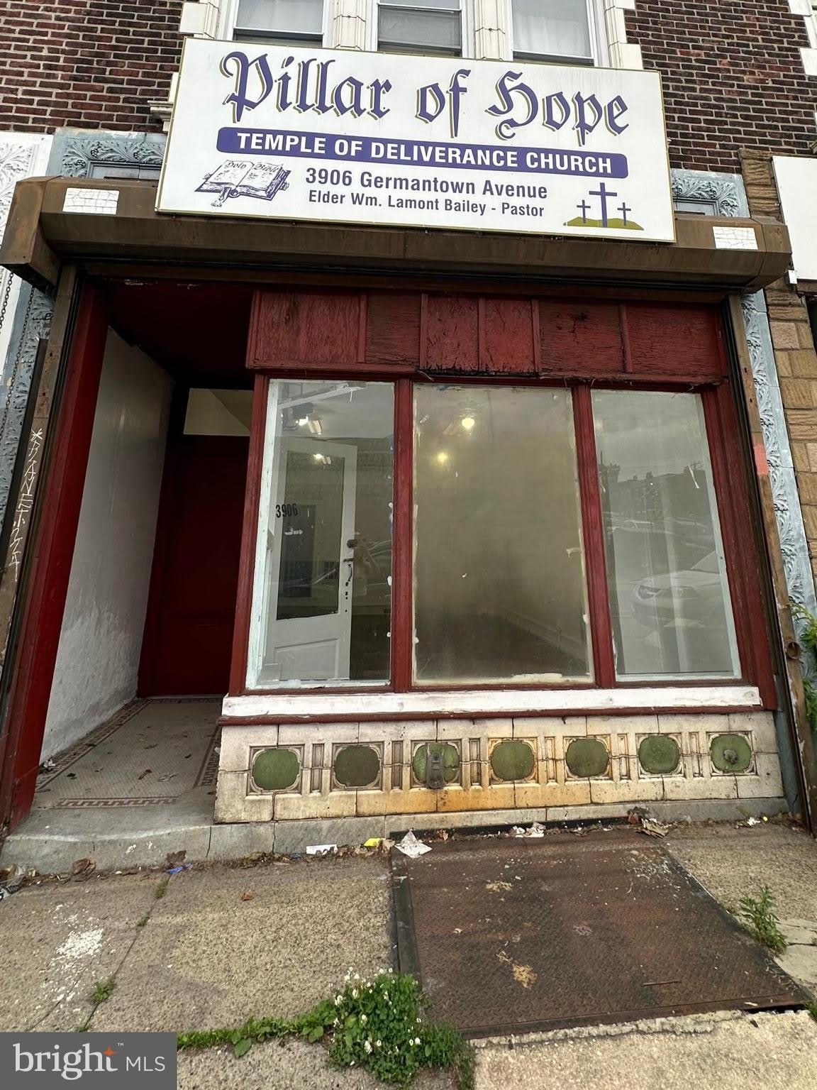 3906 GERMANTOWN Avenue – photo 2