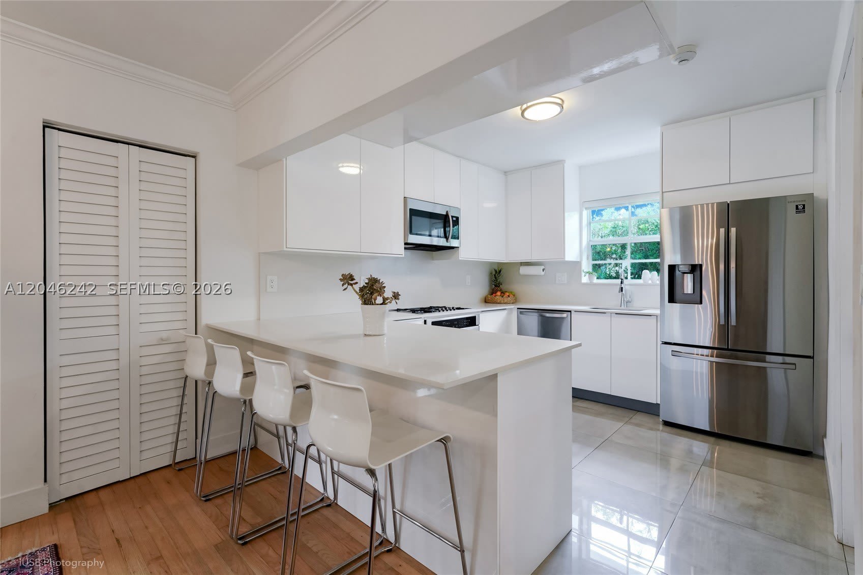 1556 Catalonia Ave – photo 5