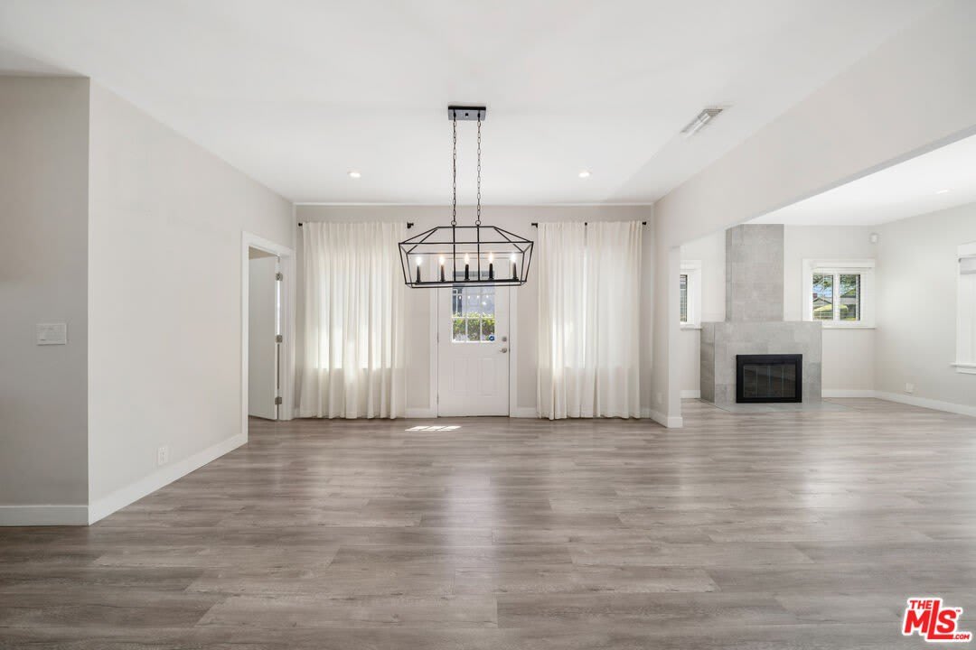 1821 W 42nd Pl – photo 4