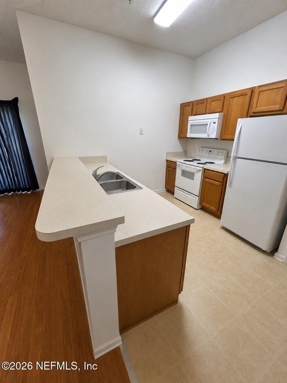 6063 MAGGIES Circle – photo 4