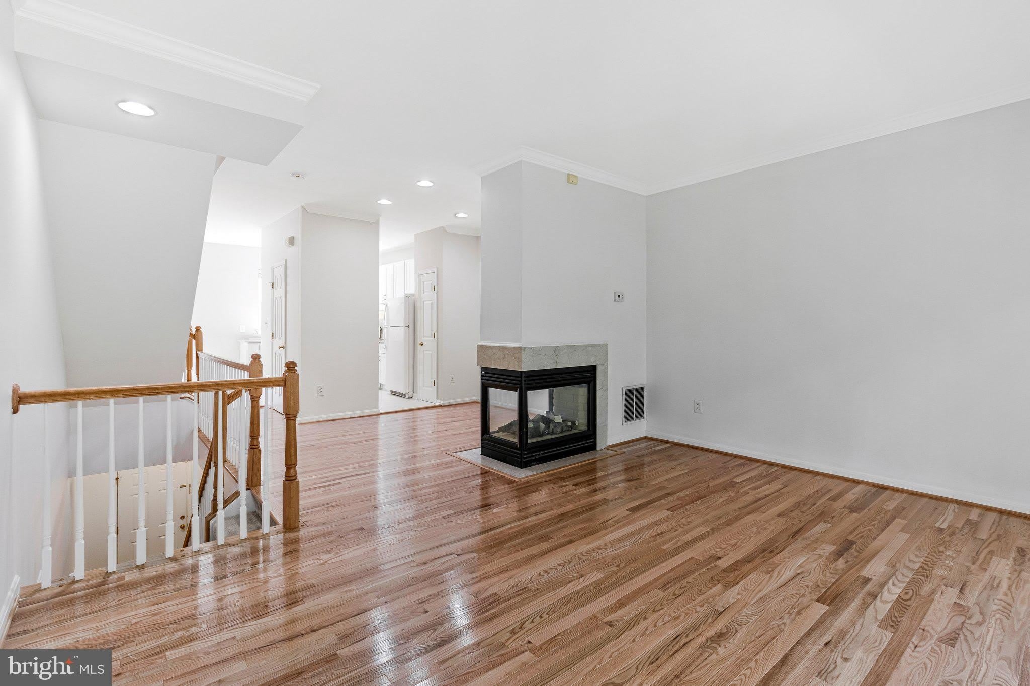 6490 TAYACK Place – photo 2