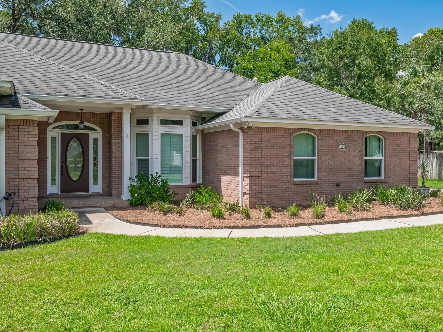 6326 GLASGOW Drive – photo 3