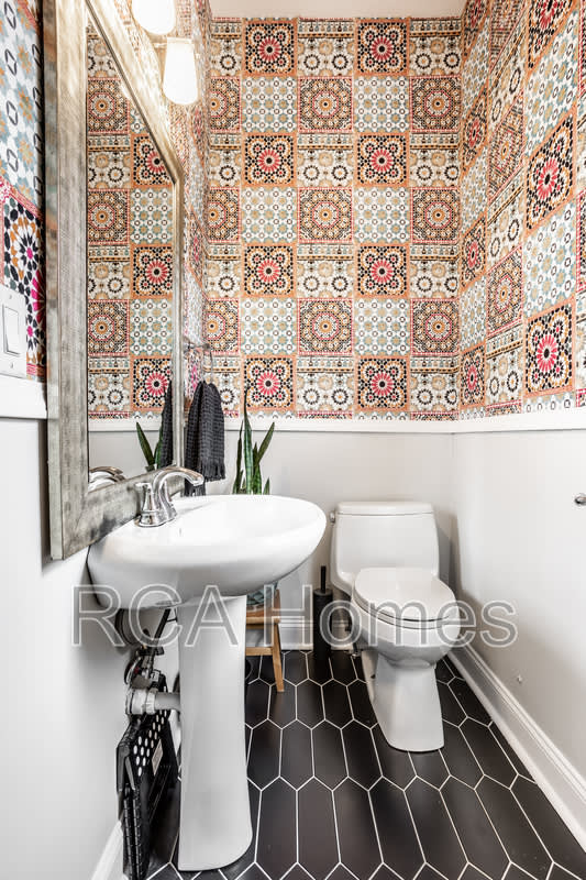 1547 Hoyt Avenue – photo 5