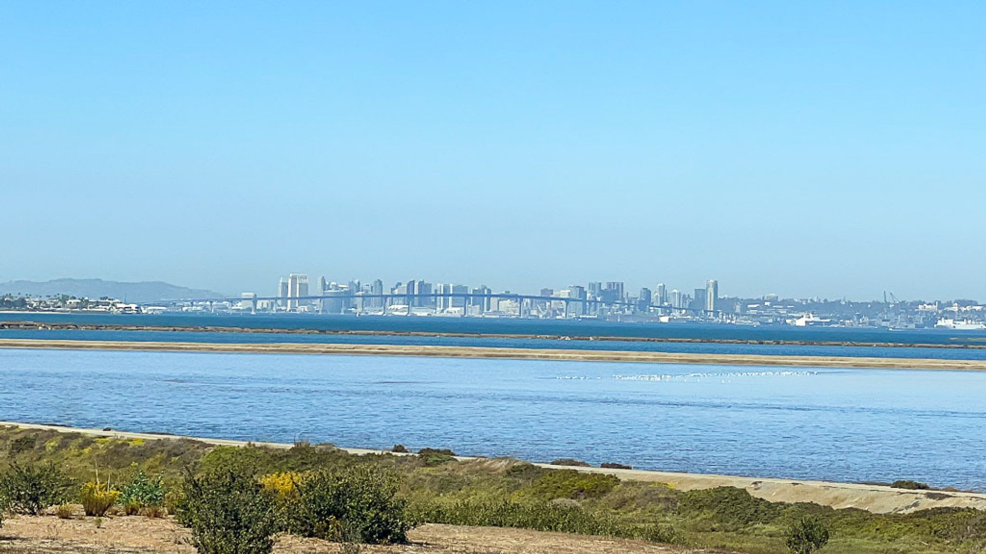 Huge Bay Front 3 Bed 2 5 Bath – photo 2