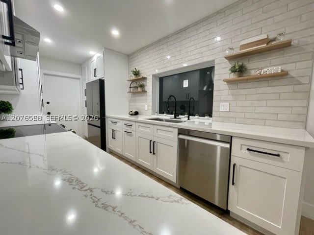 17051 SW 85th Ave – photo 4