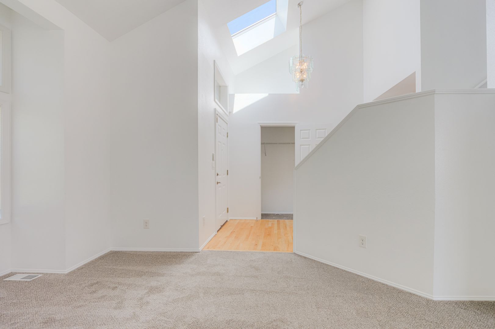 Wonderful Home On Cul De Sac – photo 3