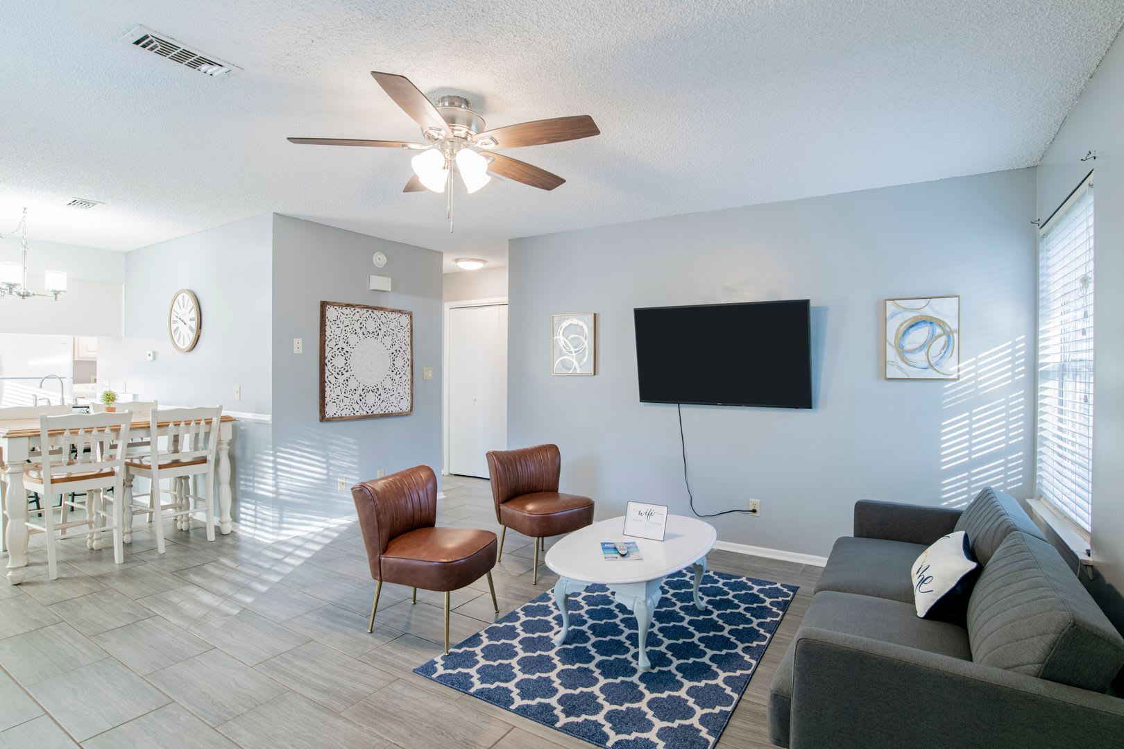 2 Bed 1 Bath Condo With In Ground Pool – photo 4