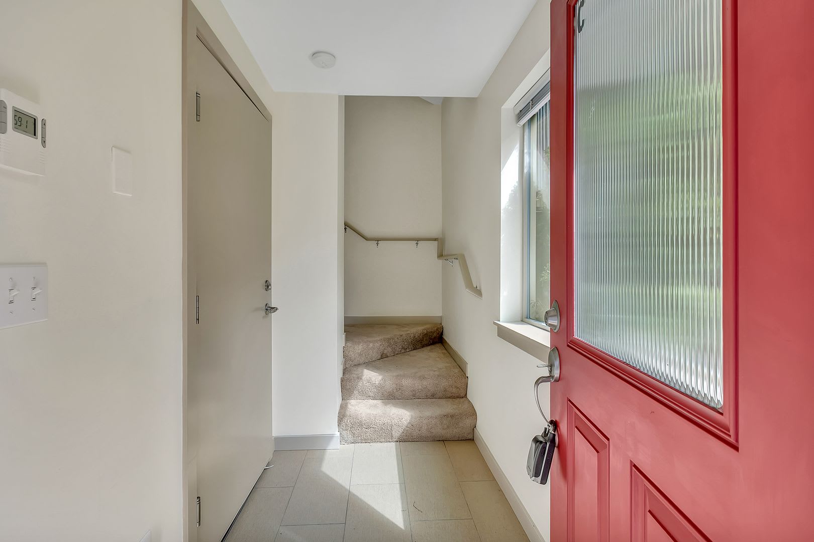 Cheery & Bright Columbia City Townhome – photo 4