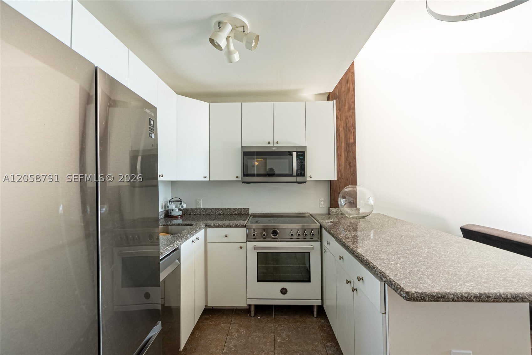 770 NE 69th St – photo 5