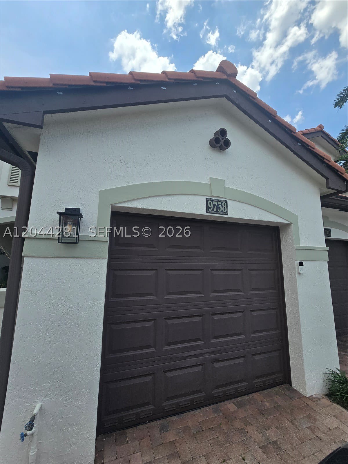 9738 Darlington Pl – photo 2