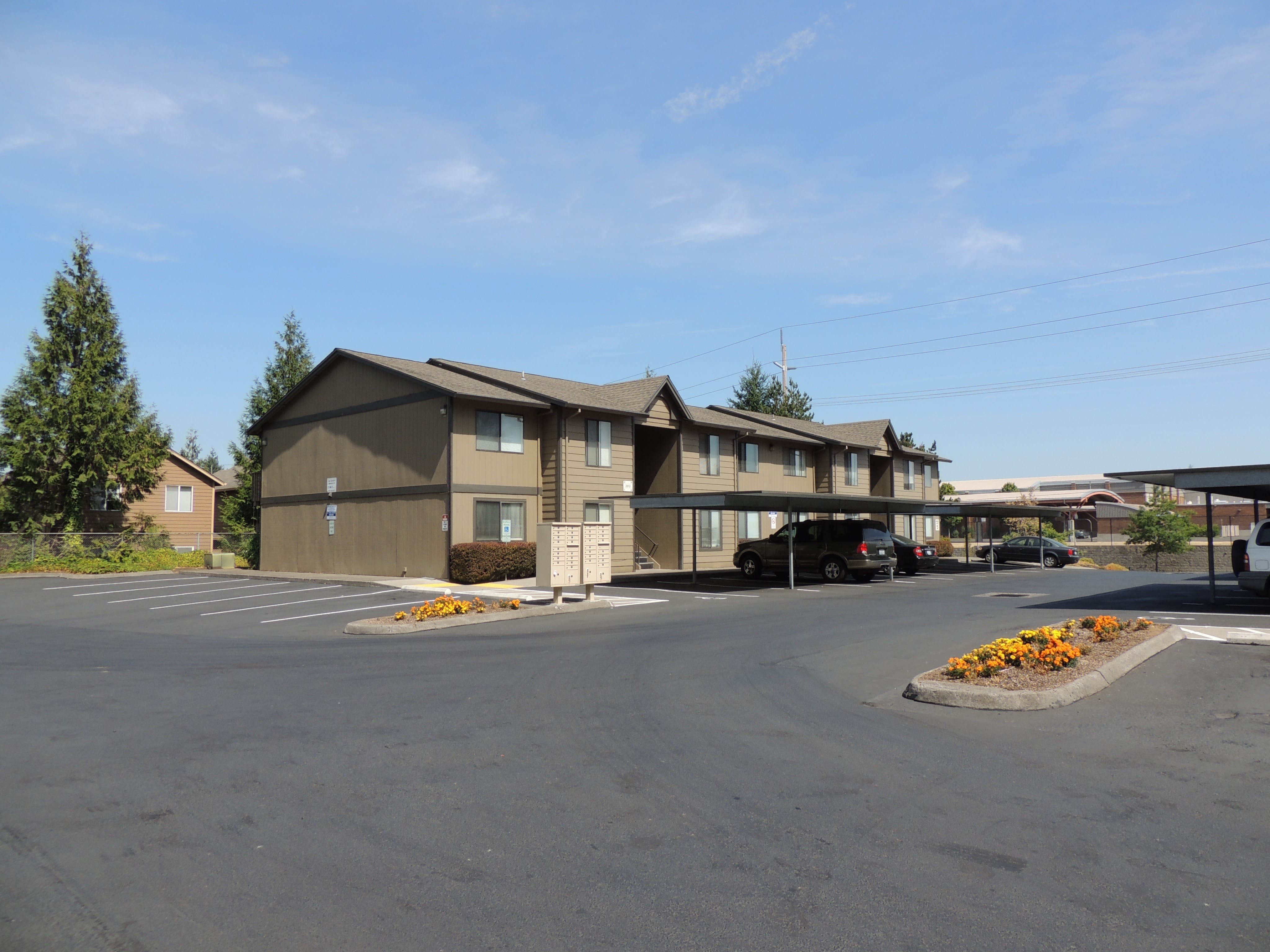 Evergreen Apartments – photo 1
