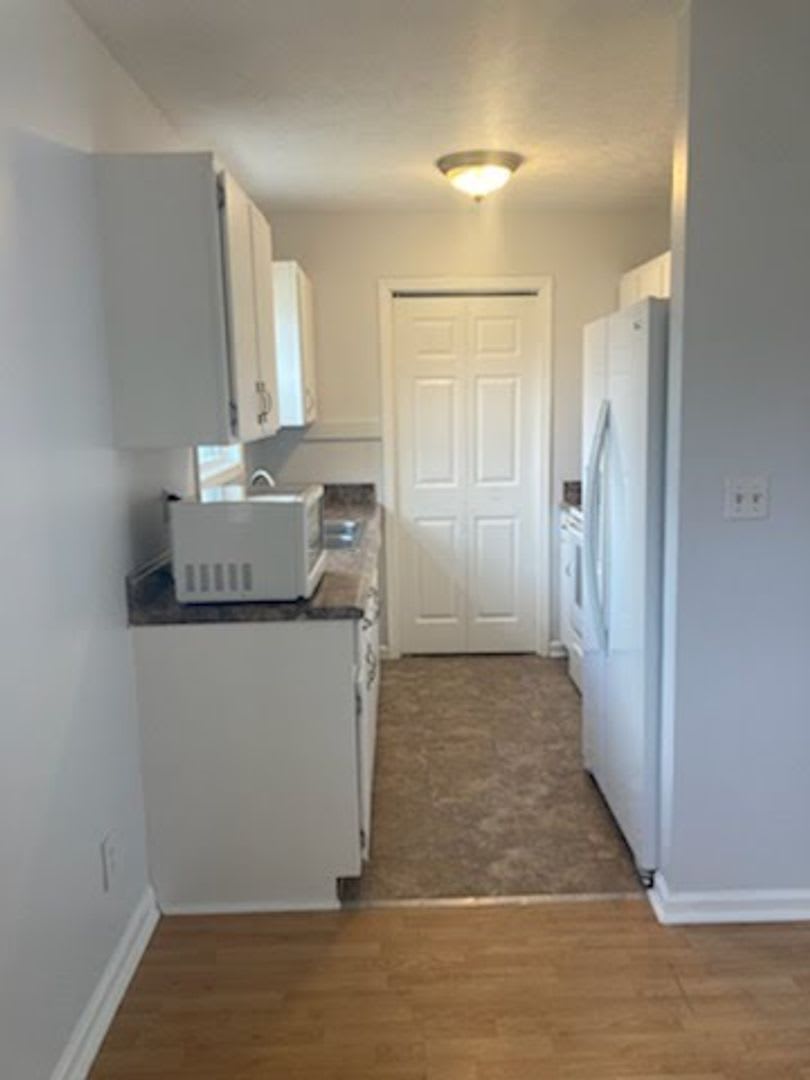 219 Tobacco Road – photo 4