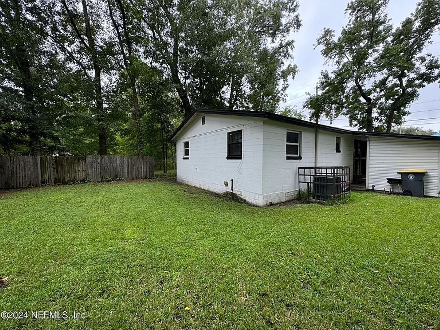 Charming Home In The Heart Of Jacksonville 2 Weeks Free – photo 3