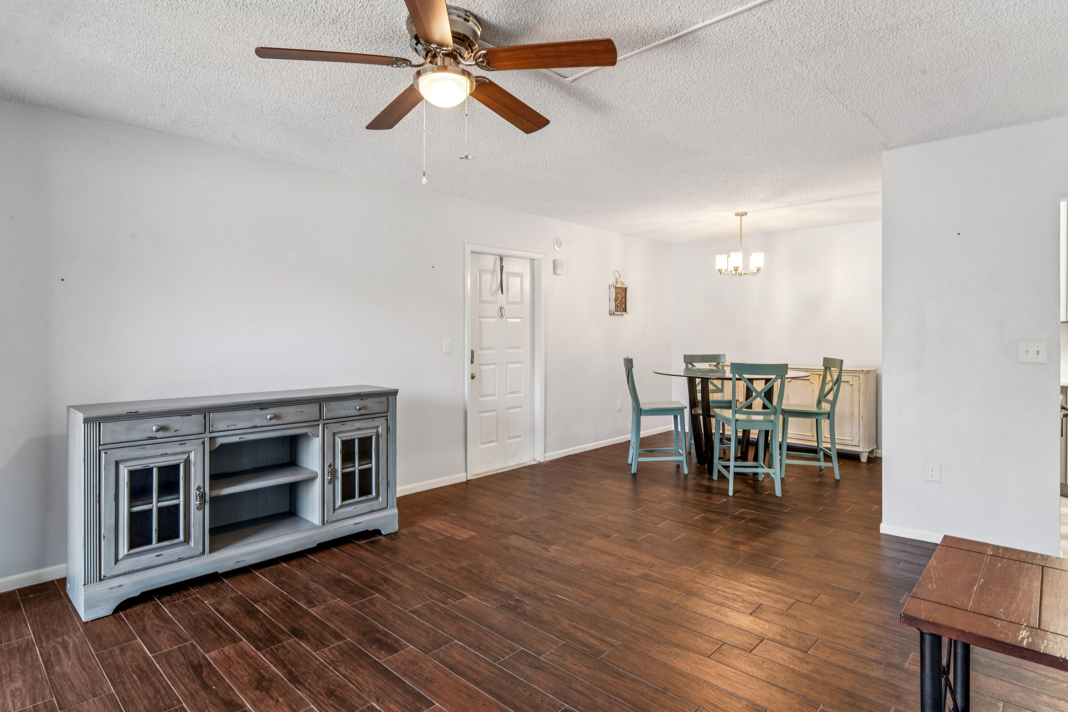 3232 Lake Pine Way E Apt H2 – photo 4
