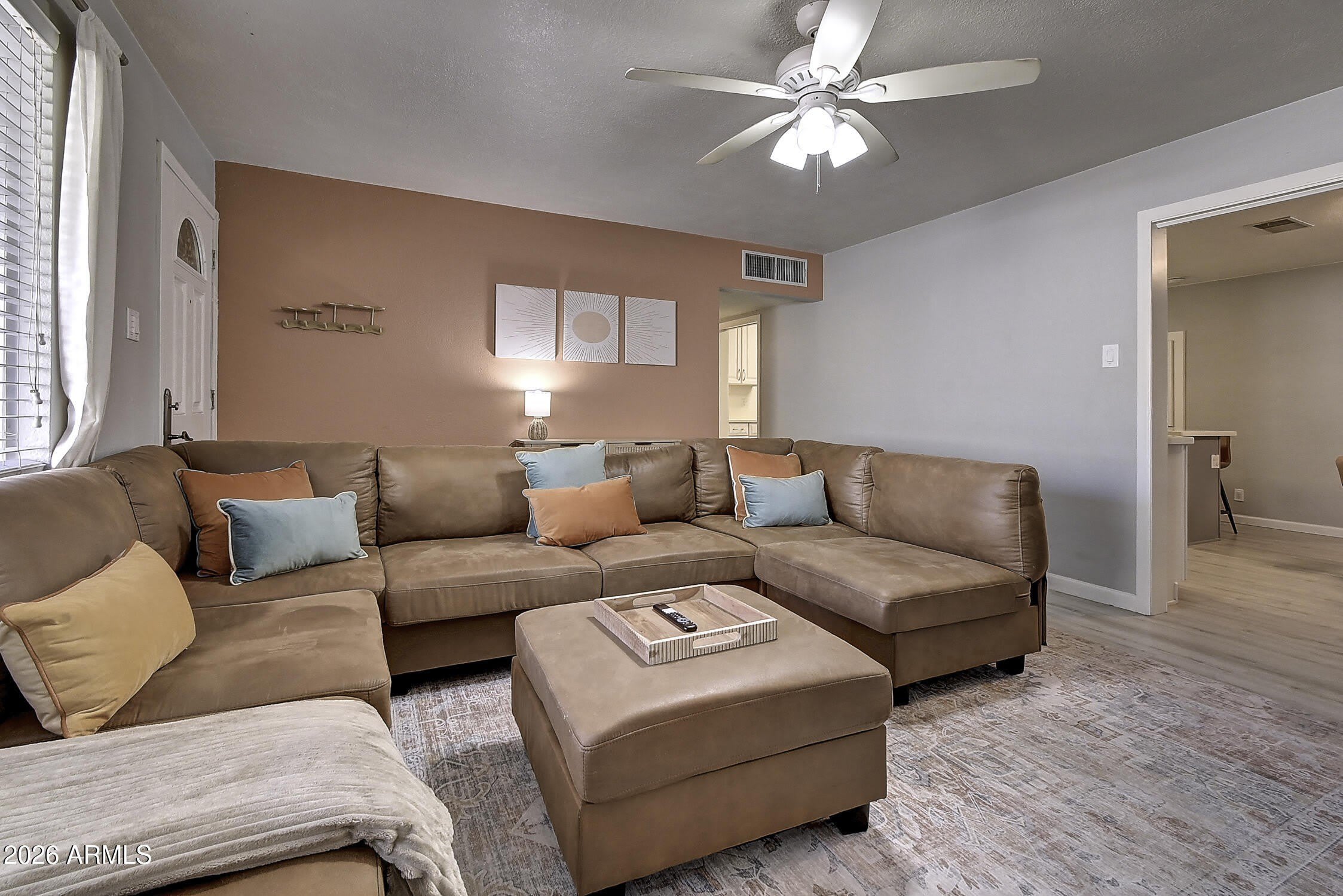 1027 W 19TH Street – photo 5