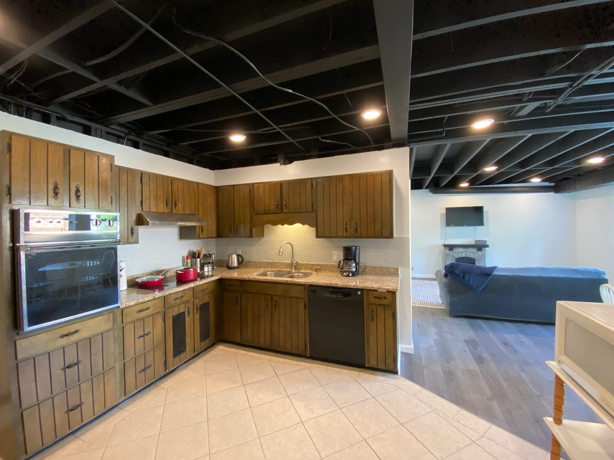 406 Lark Lane – photo 1