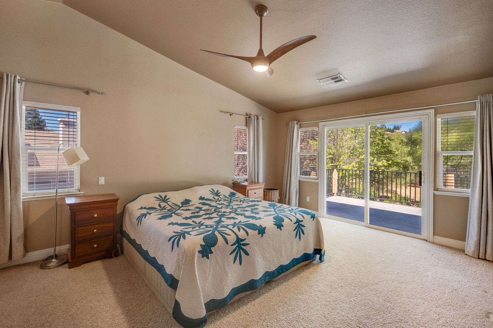 Spacious El Dorado Hills Home with 3-Car Garage, Solar, and Greenbelt Views! – photo 4