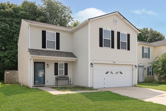 1943 Dutch Elm Drive – photo 2