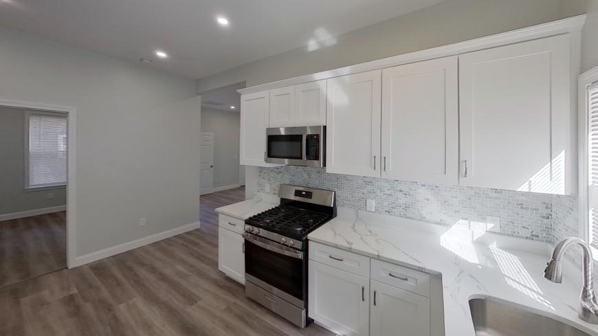 23 Oakwood St. – photo 2