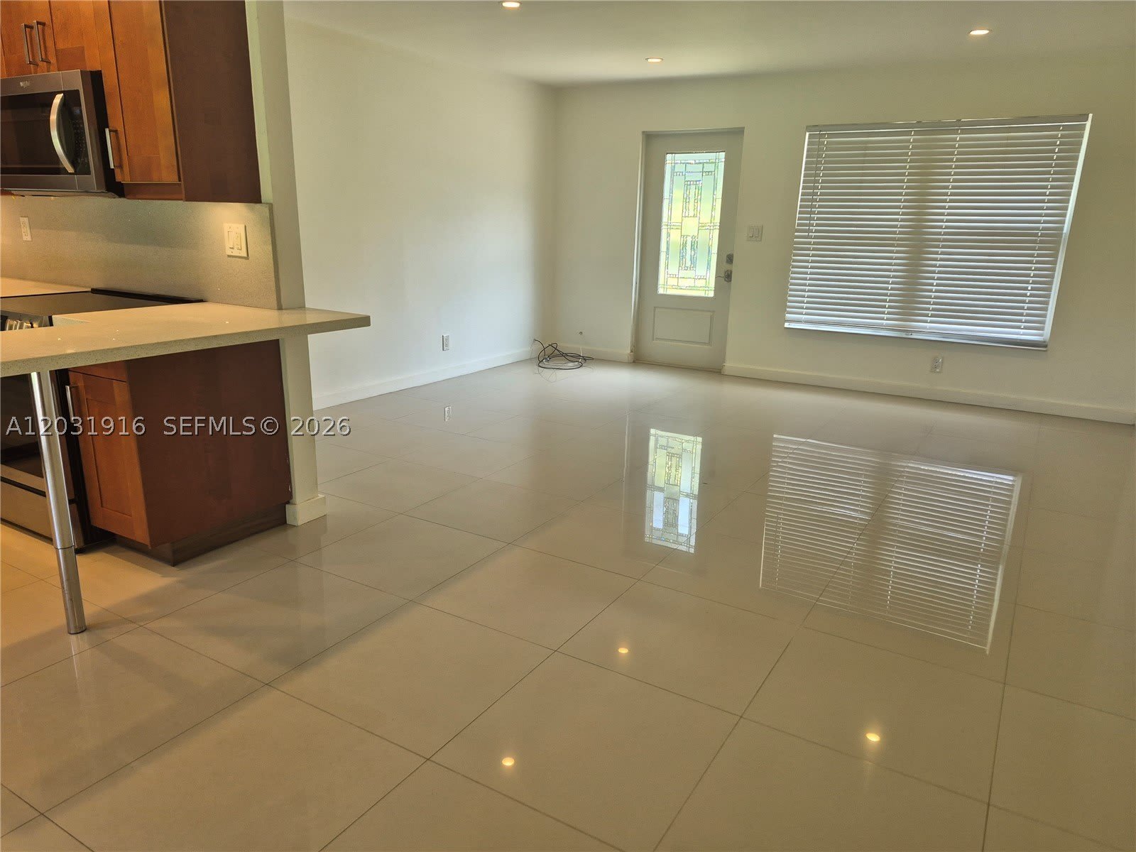 1401 SW 32nd Ct – photo 3