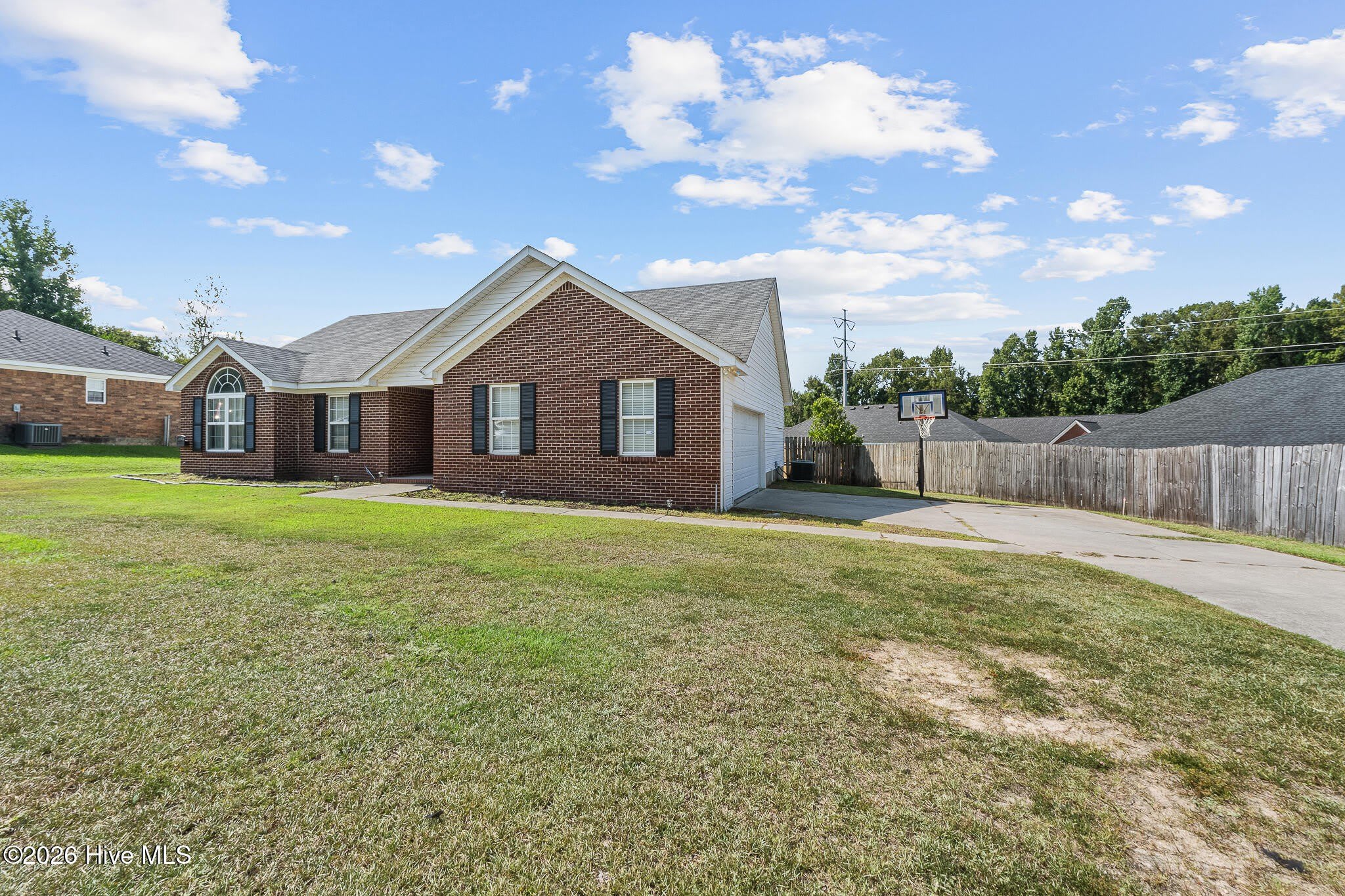 1904 Lobelia Lane – photo 2