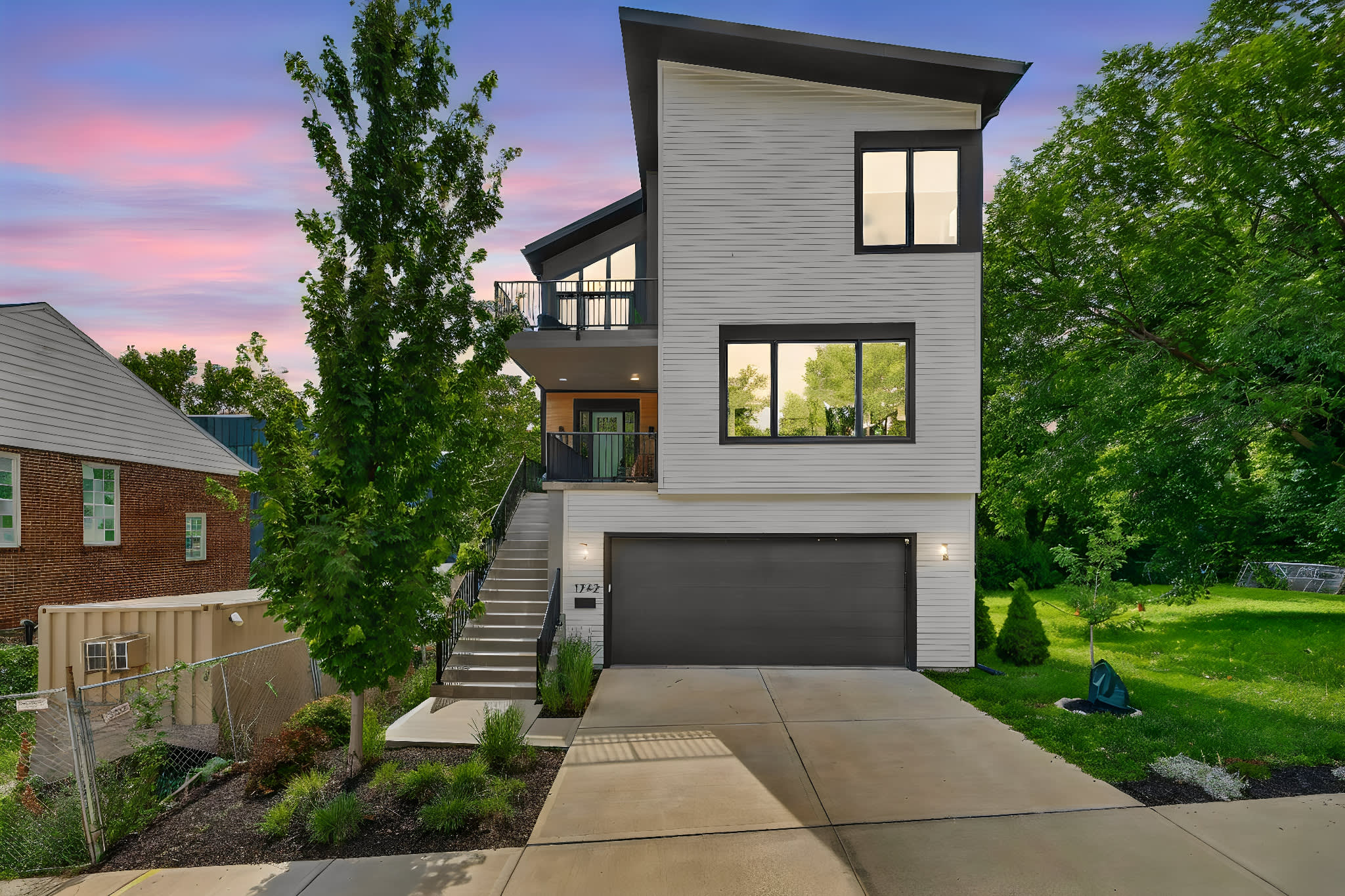 1742 Belleview Avenue – photo 2