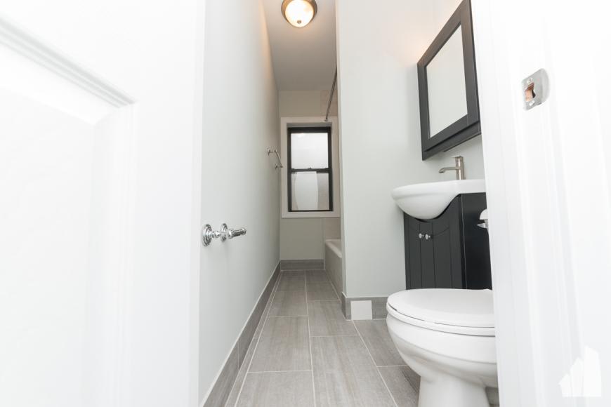 430 W Surf St – photo 5