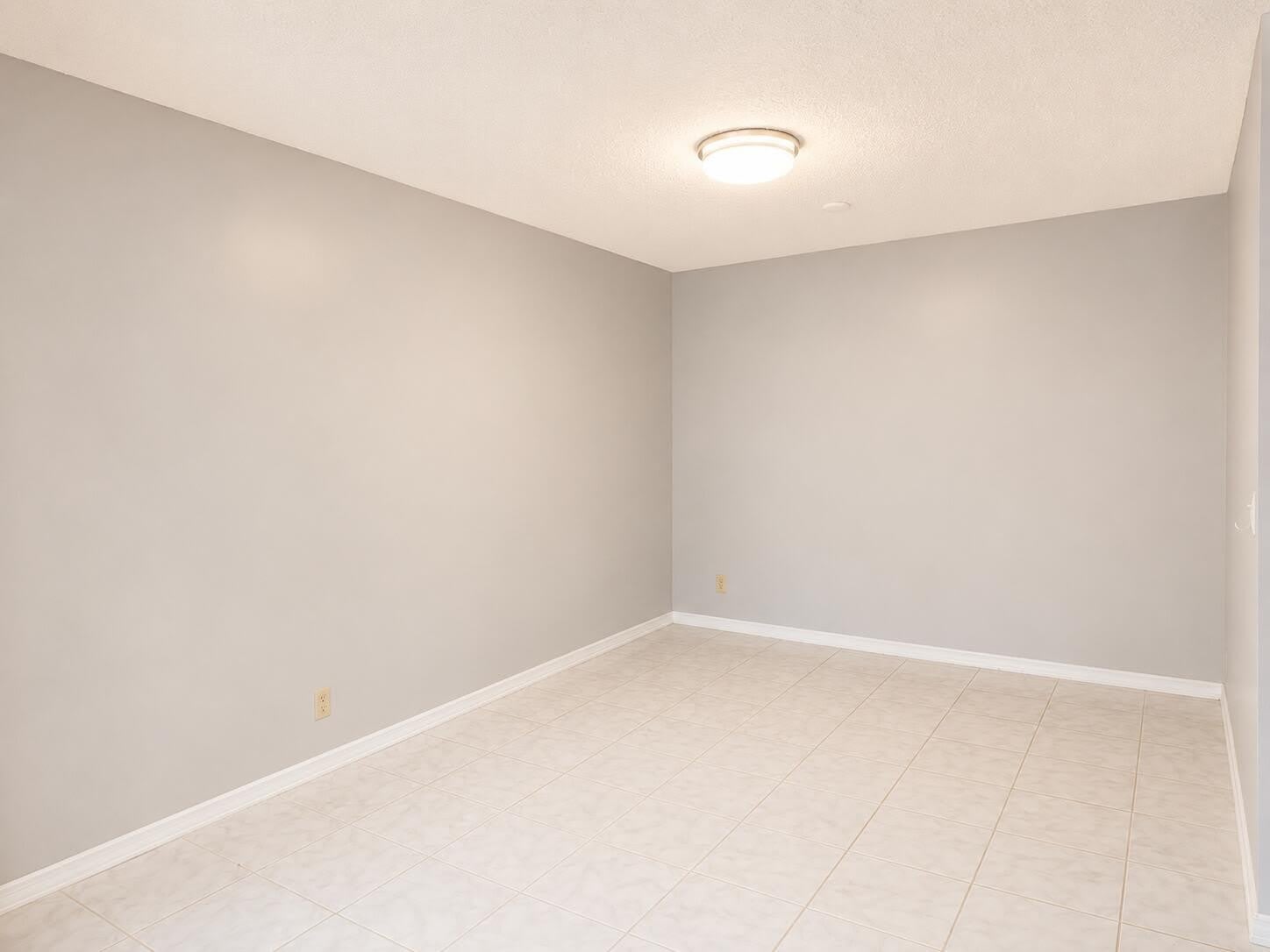 1995 SW SILVER PINE Way – photo 4