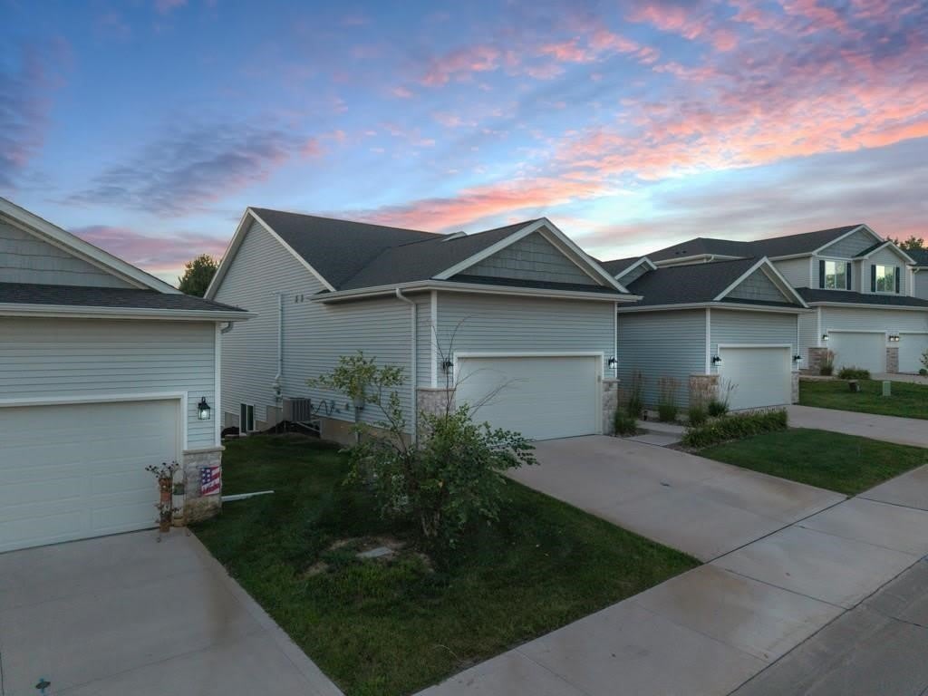 90 Keeneland Court – photo 3