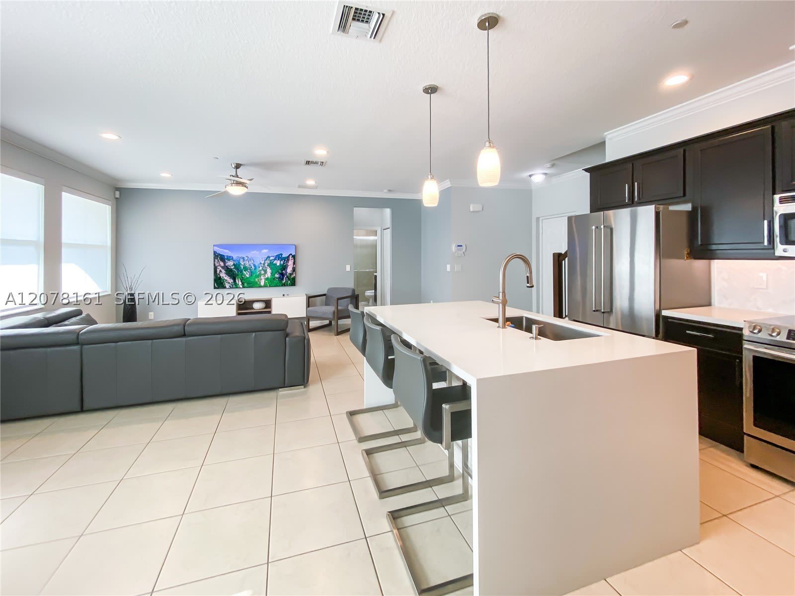 2958 St Thomas Dr – photo 1
