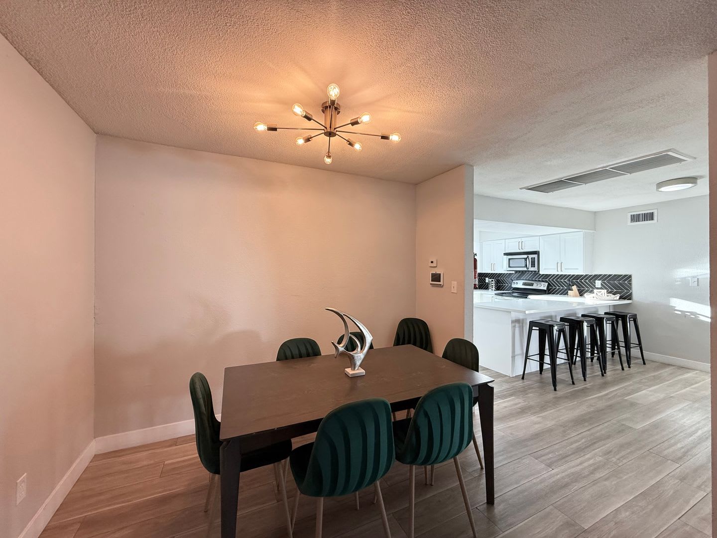 3/BD 2/BA Home Near the Las Vegas Strip – No HOA, Pool, & RV Parking! – photo 5