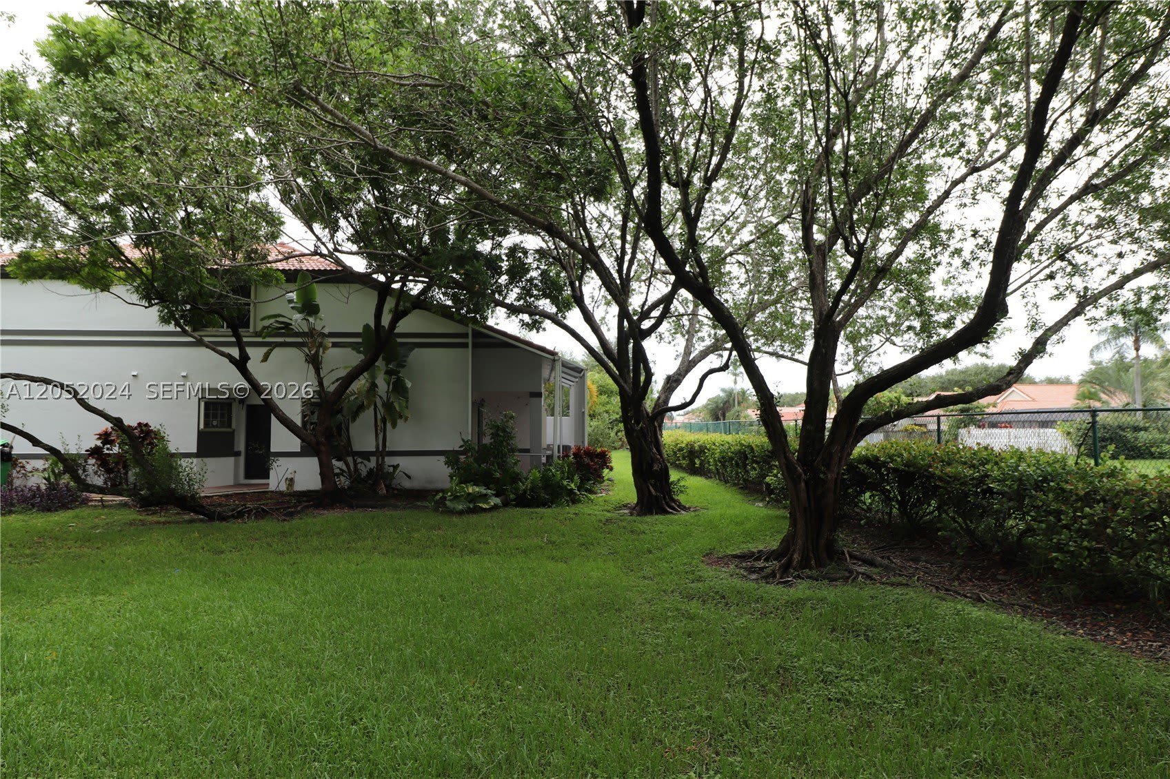 9990 NW 19th Pl – photo 3