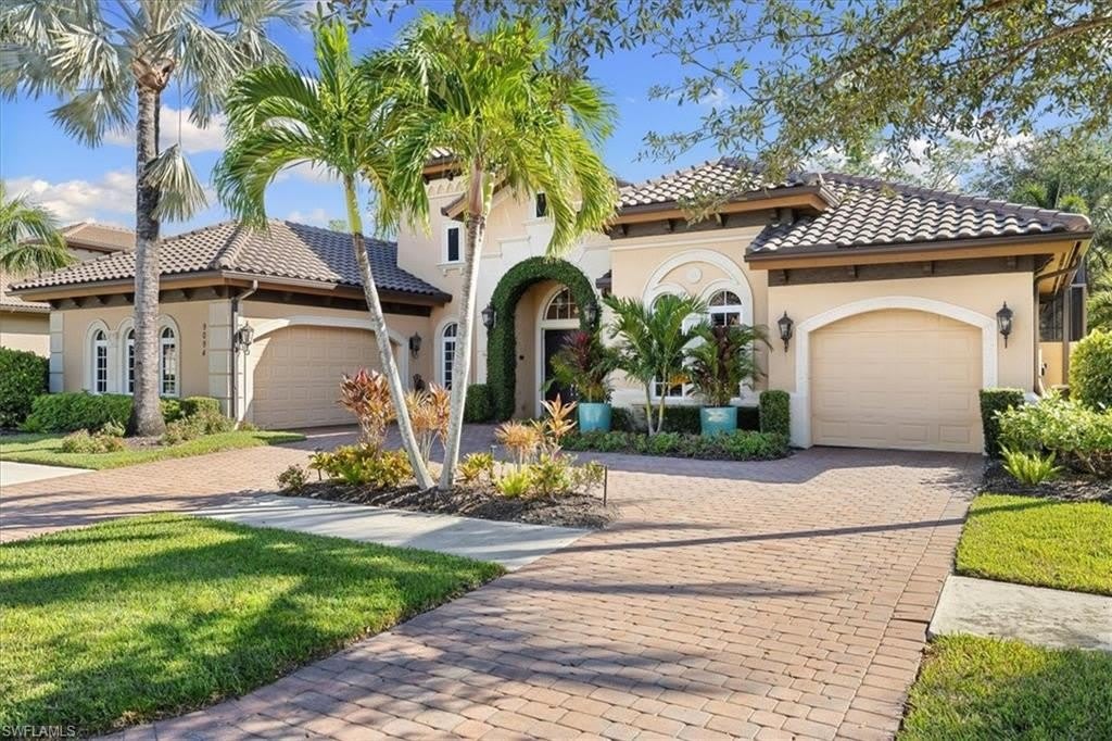 9094 Sahalee Ct – photo 2