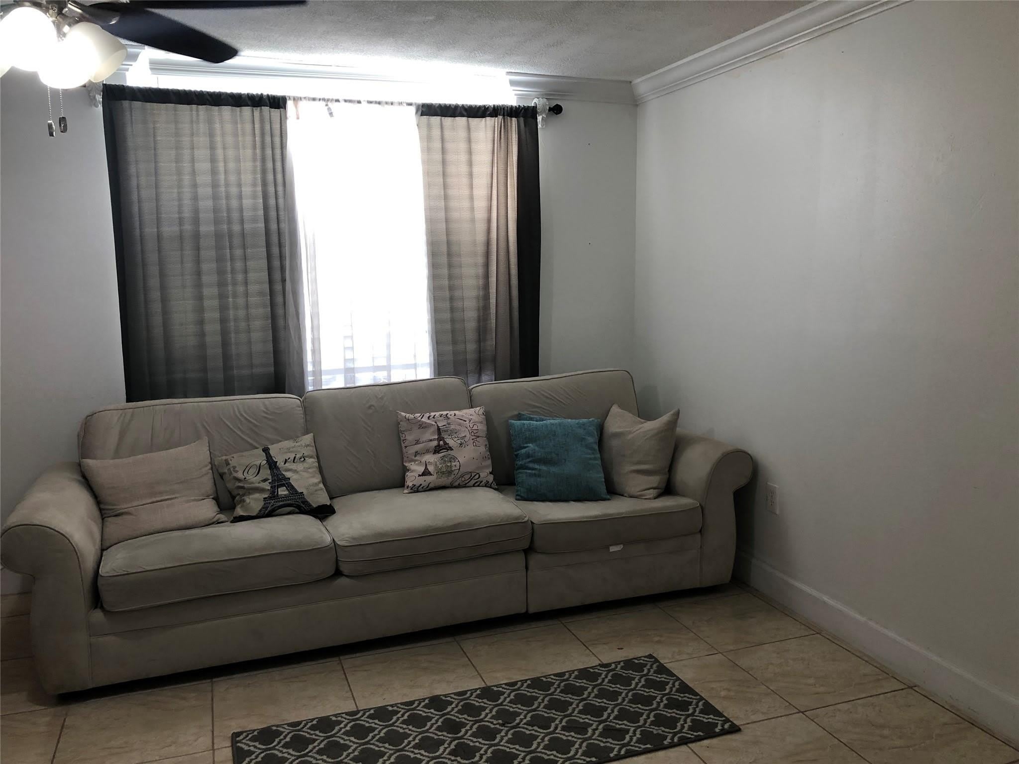 9091 Lime Bay Boulevard – photo 4