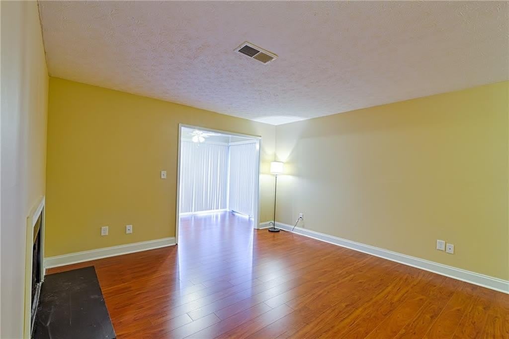 1808 Augusta Drive SE – photo 2