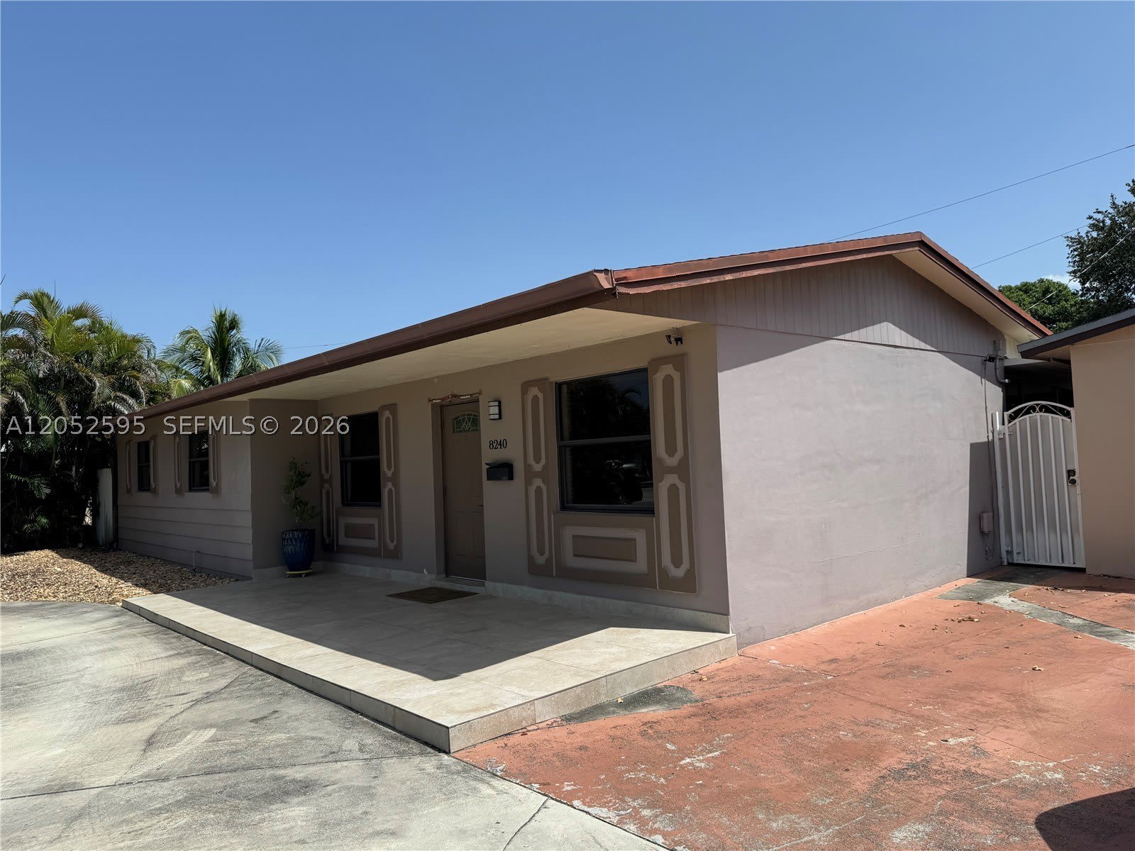 8240 NW 181st St – photo 1