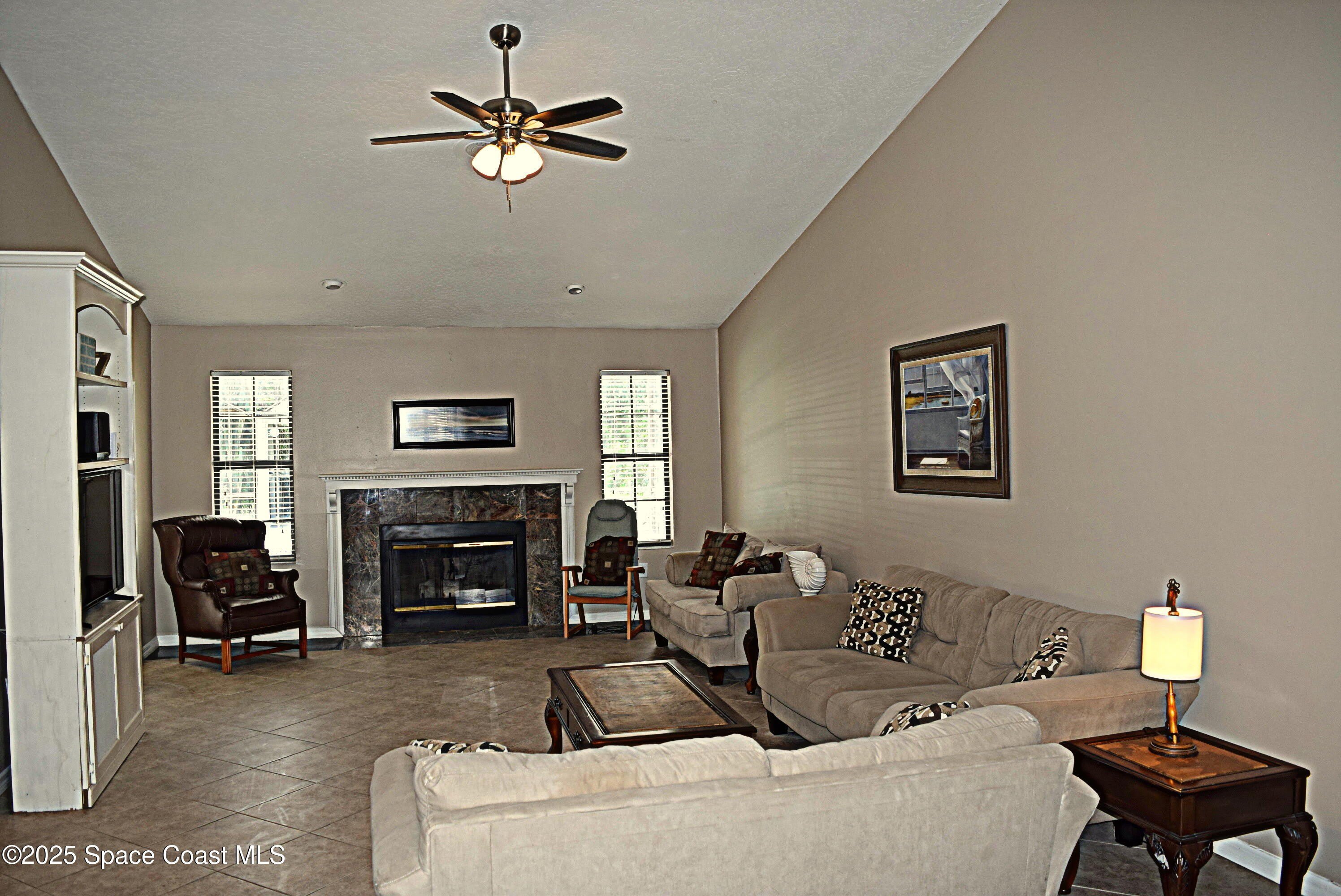 285 Utopia Circle – photo 3