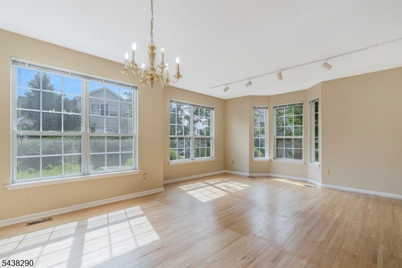 49 Wildflower Ln – photo 2