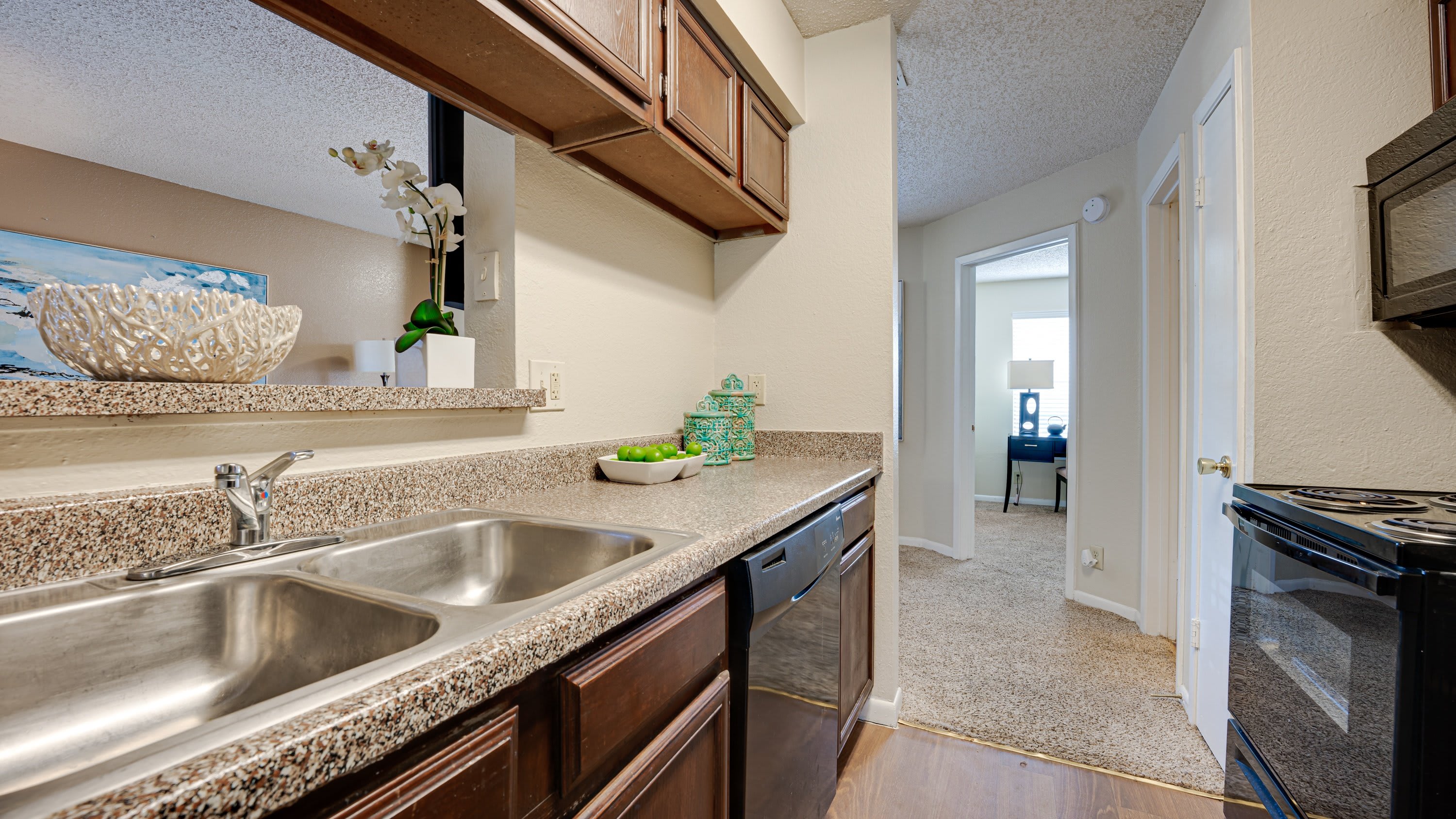 Woodland Hills – photo 5