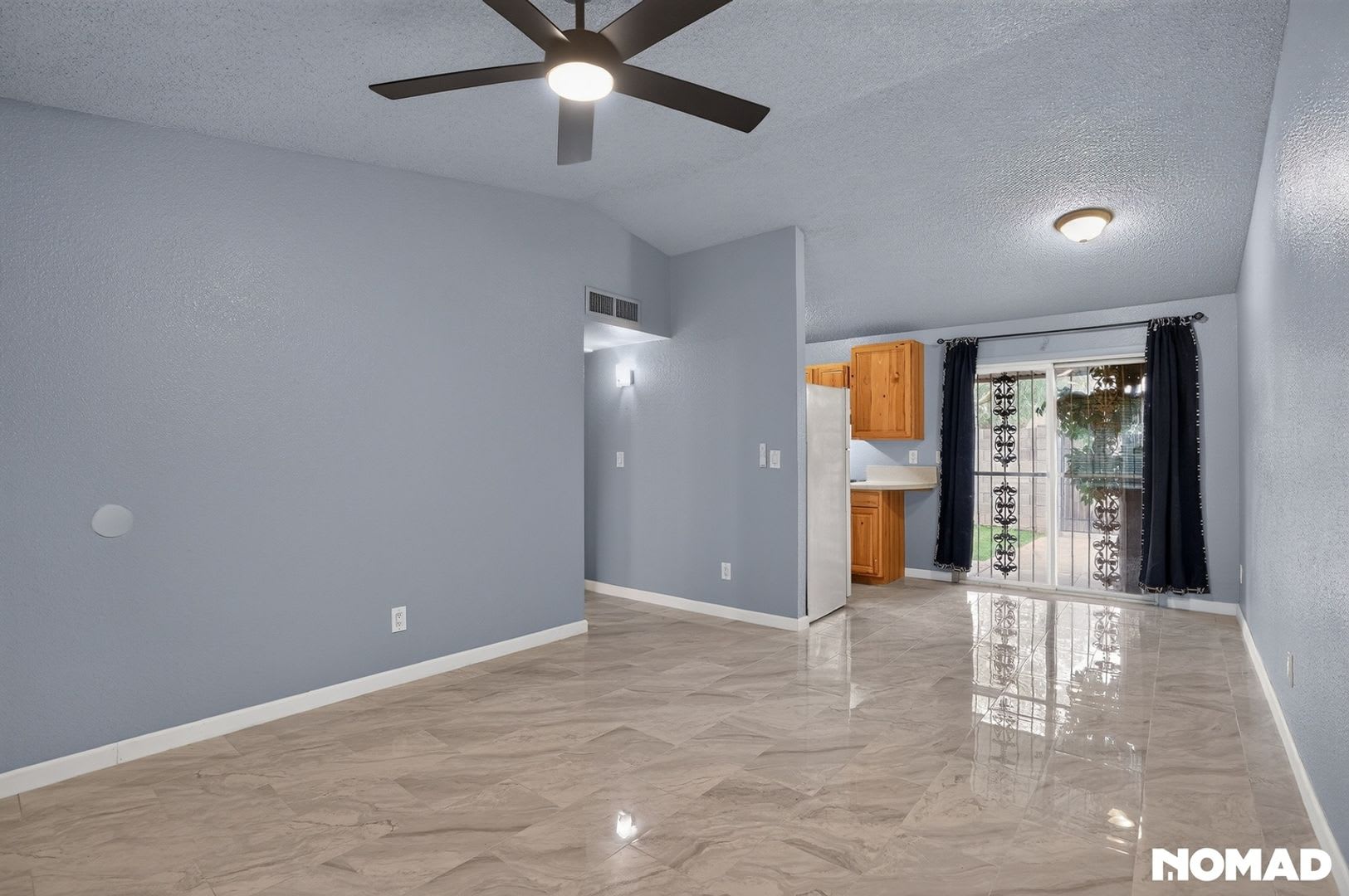 Charming 1BR Townhome in Phoenix – photo 4