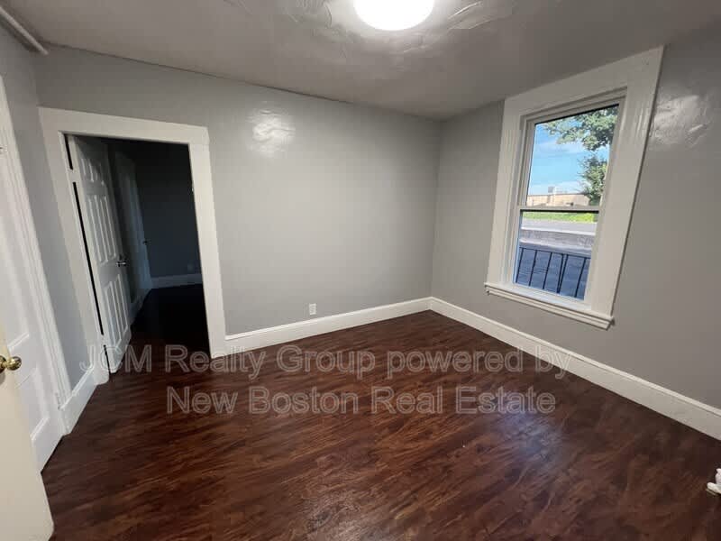 64 Hollis Street – photo 5