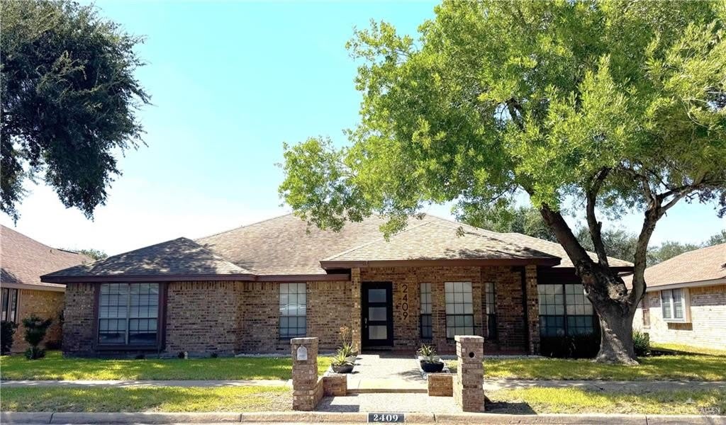 2409 Swallow Avenue – photo 1