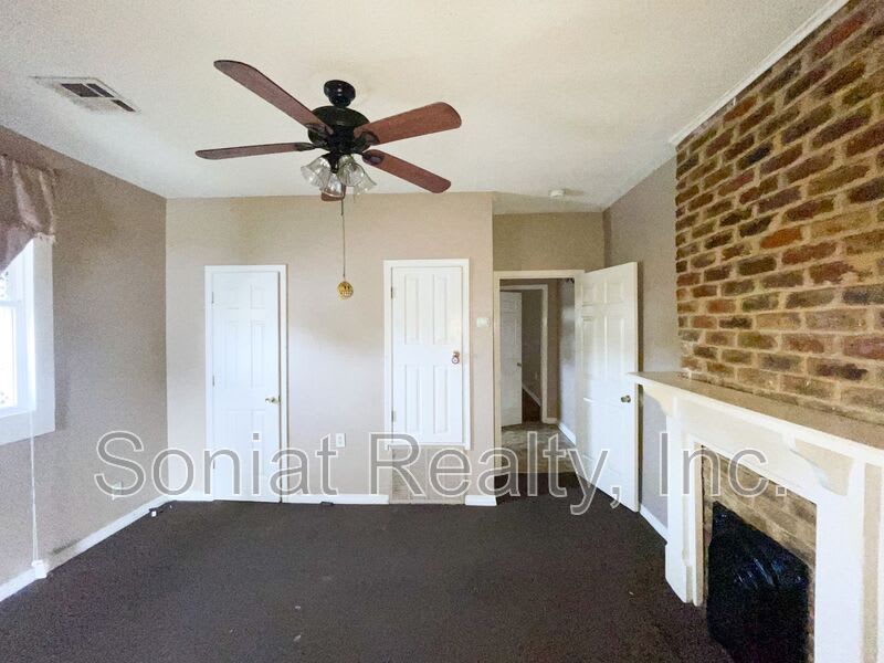 1941 Independence Street – photo 3