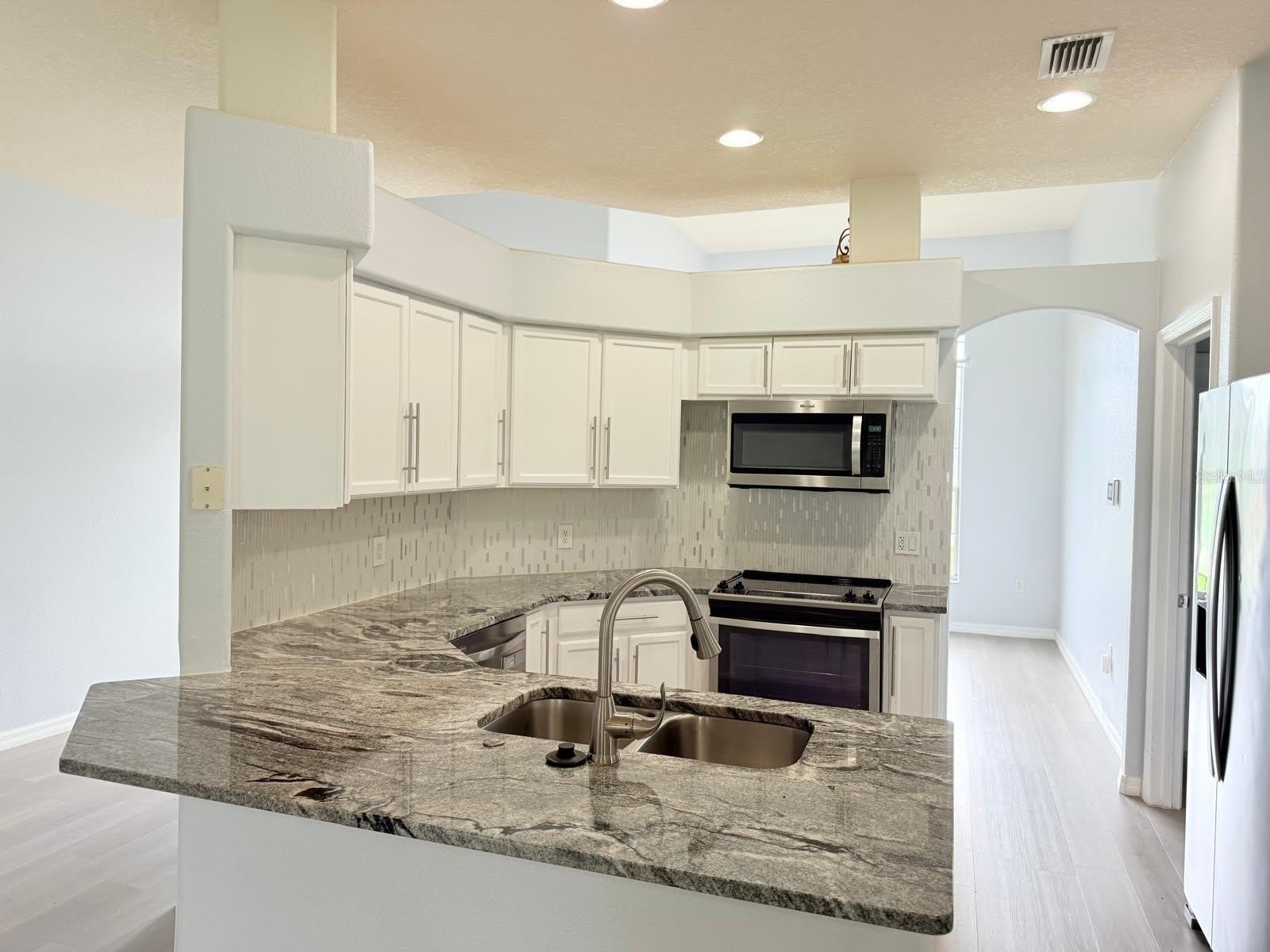 1905 FAIRWAY Loop – photo 5
